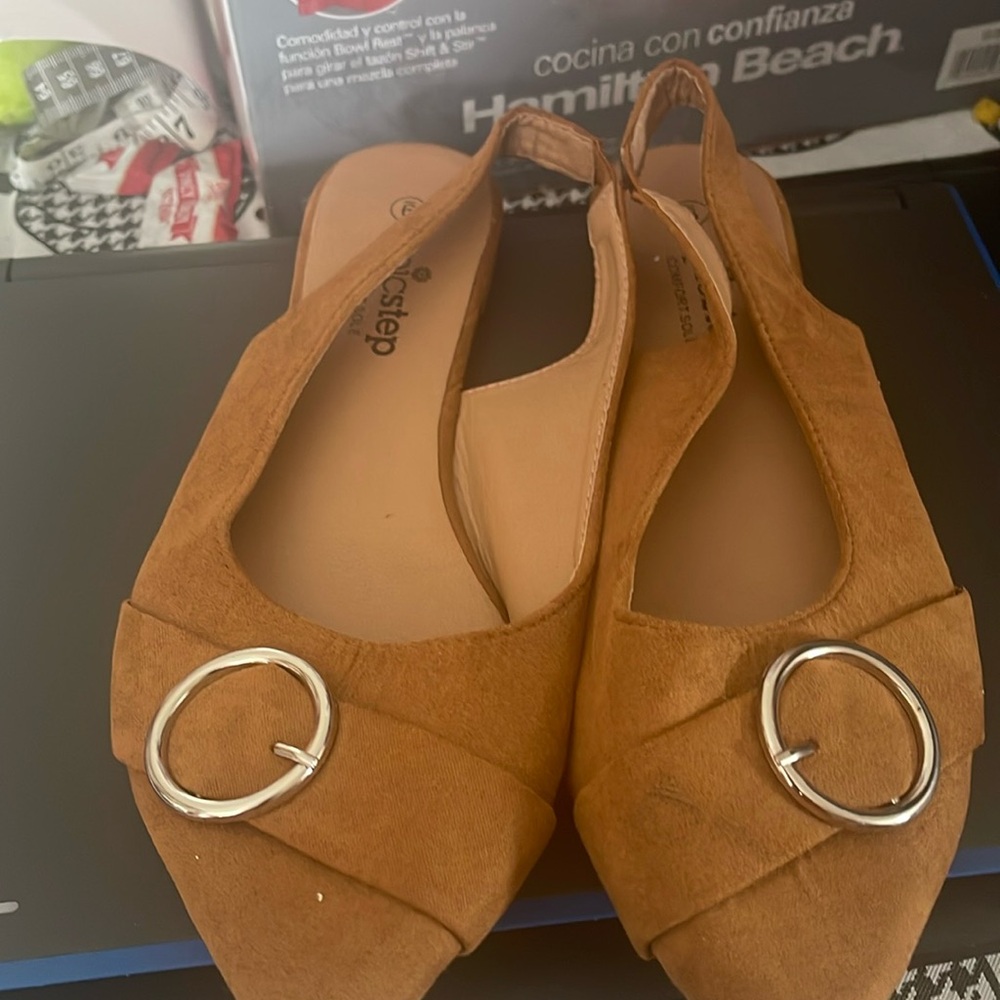 Women epic step flats